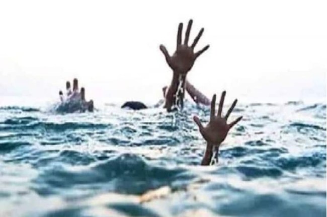 accident during Durga idol immersion