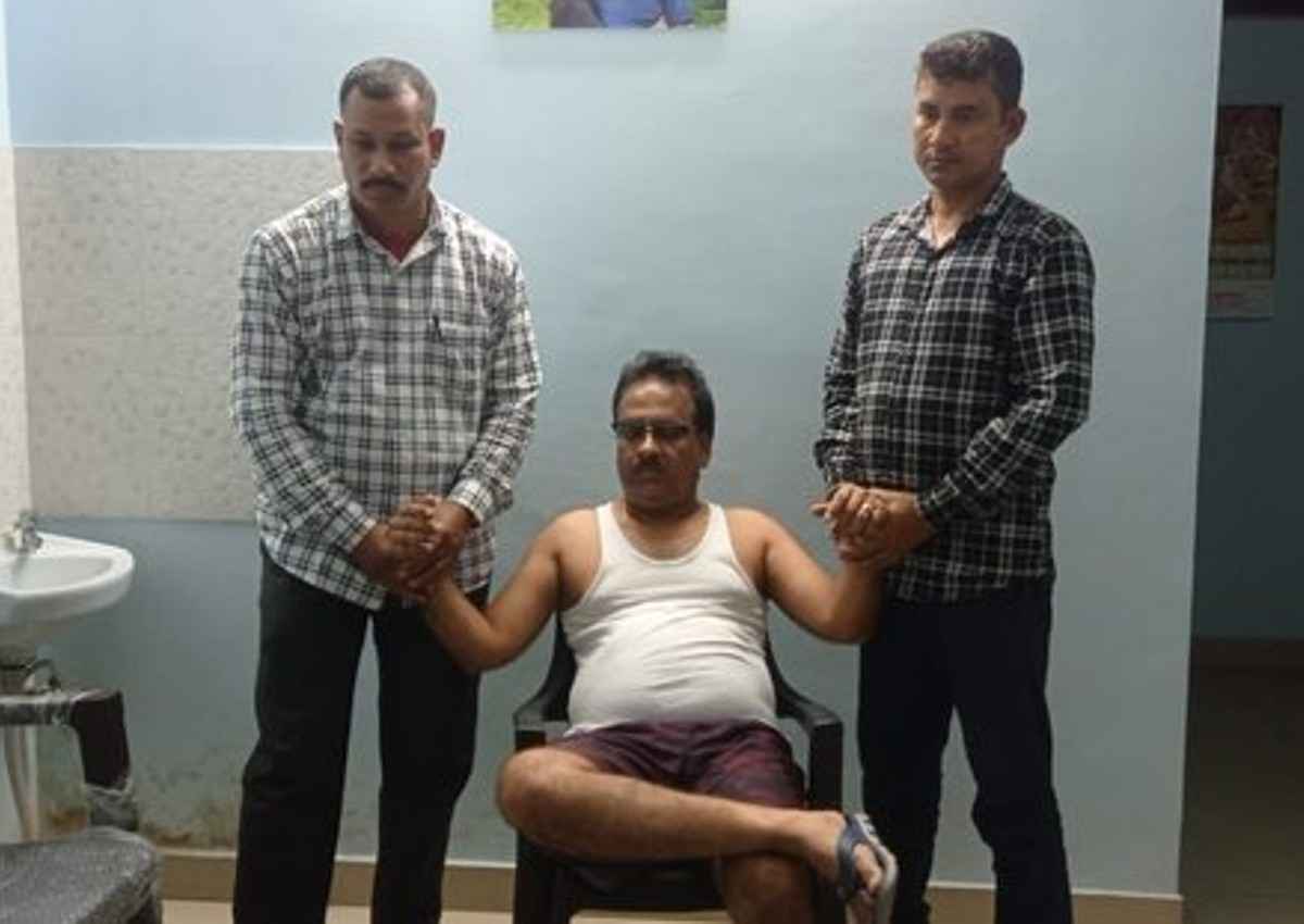 Assam News: 90 हजार की रिश्वत लेते पकड़े गए असम के संयुक्त सचिव, घर से 49 लाख बरामद