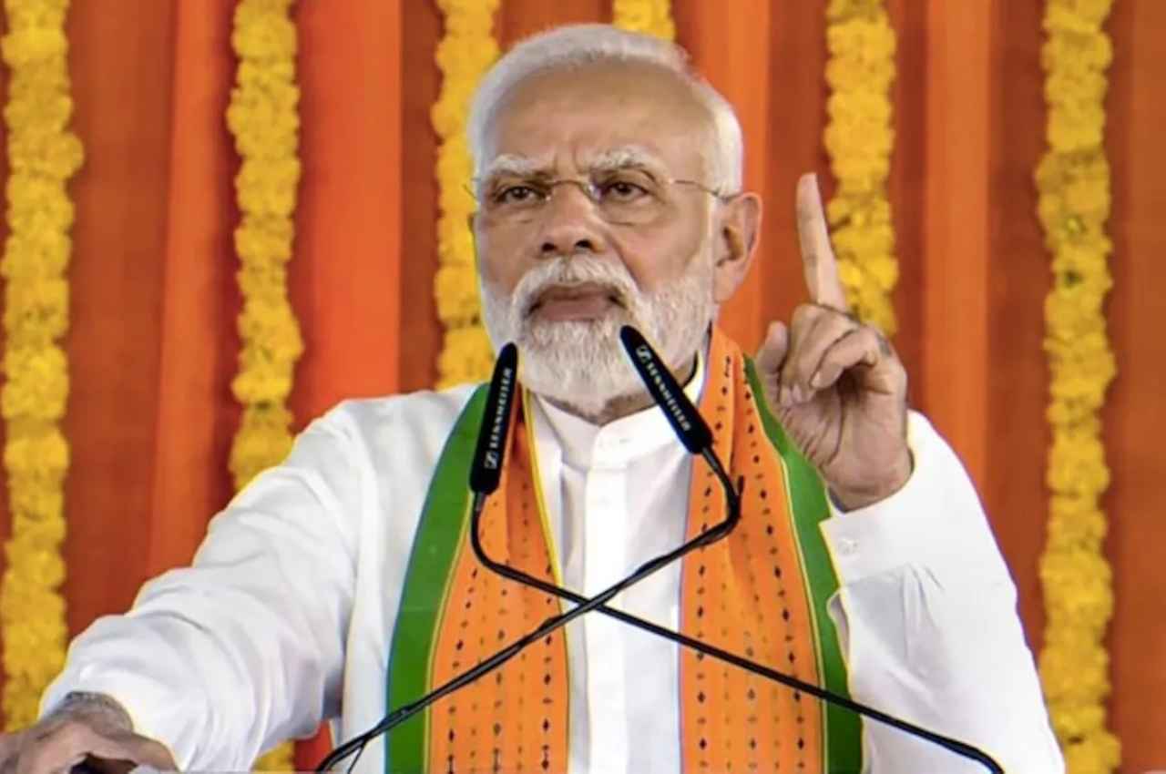 धनतेरस पर पीएम मोदी का 75 हजार युवाओं को रोजगार का तोहफा