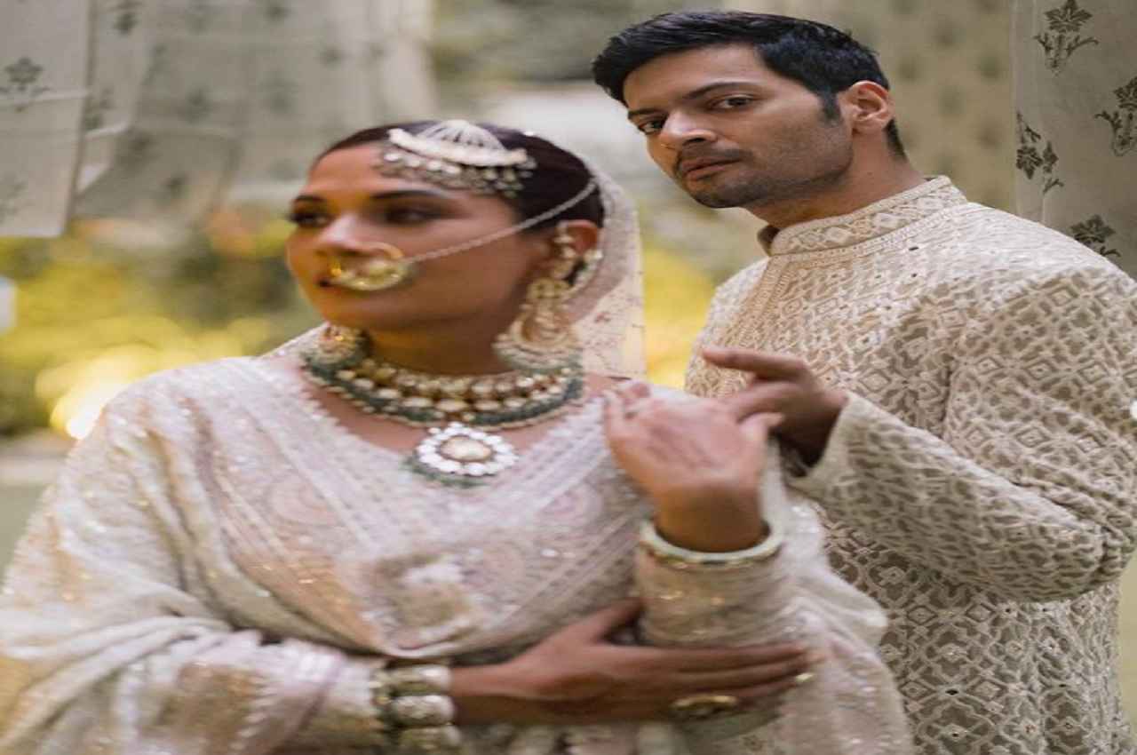 richa Richa Chaddha & Ali Fazal Wedding Pics: सामने आ गई ऋचा अली की शादी की पहली तस्वीर, रॉयल लुक में दिखी जोड़ी