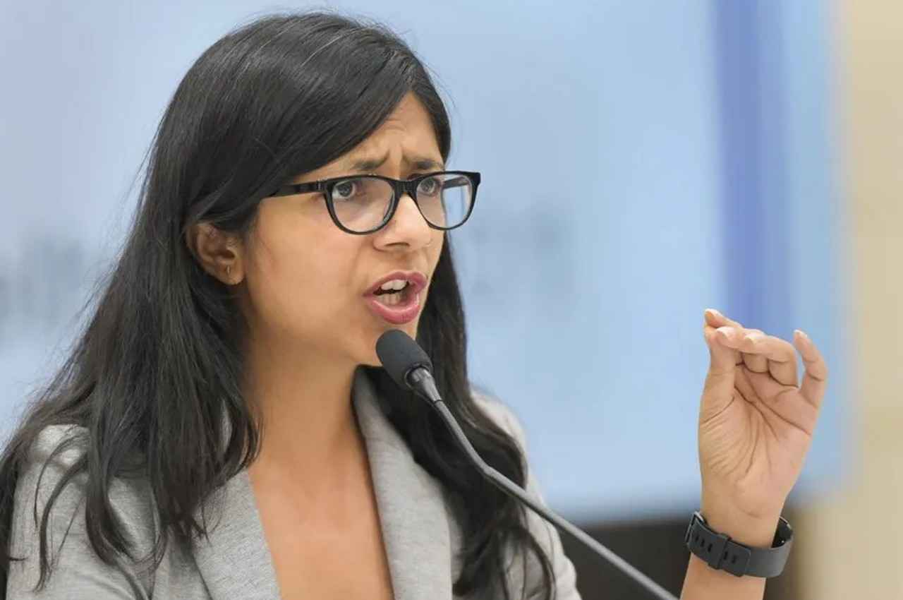 Swati Maliwal: दिल्ली महिला आयोग की अध्यक्ष स्वाति मालीवाल के घर पर हमला, बोलीं- मैं डरने वाली नहीं हूं
