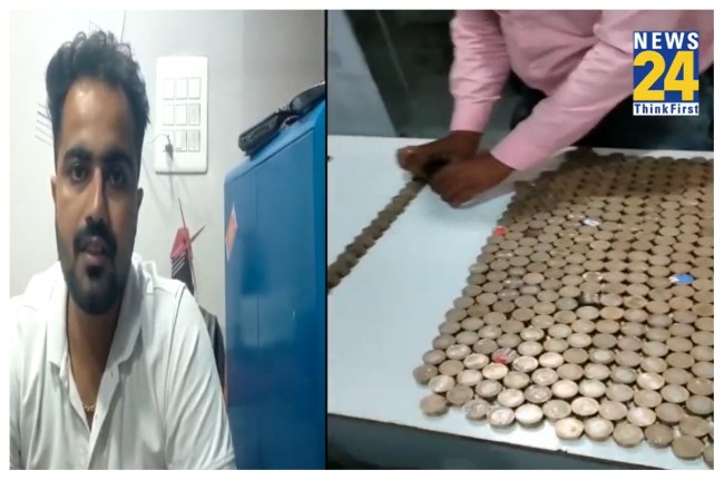 रुदपुर सिक्कों के साथ युवक