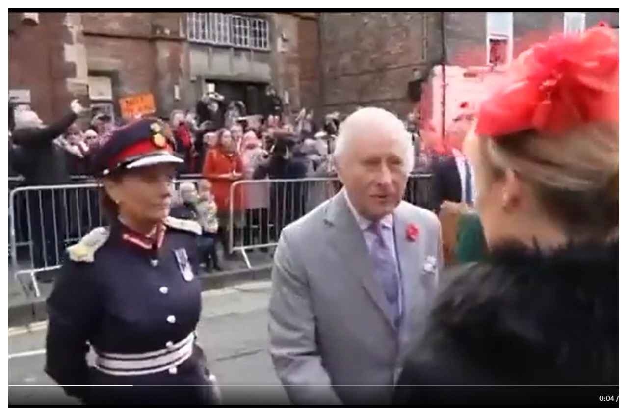 Video: King Charles III पर फेंके गए अंडे, प्रदर्शनकारी ने लगाए 'यह देश गुलामों के खून पर बनाया गया है' के नारे