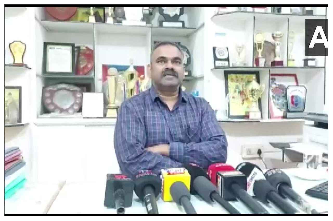 असम में गर्भवती महिला टीचर की छात्रों ने की पिटाई, केवल इतनी सी थी बात