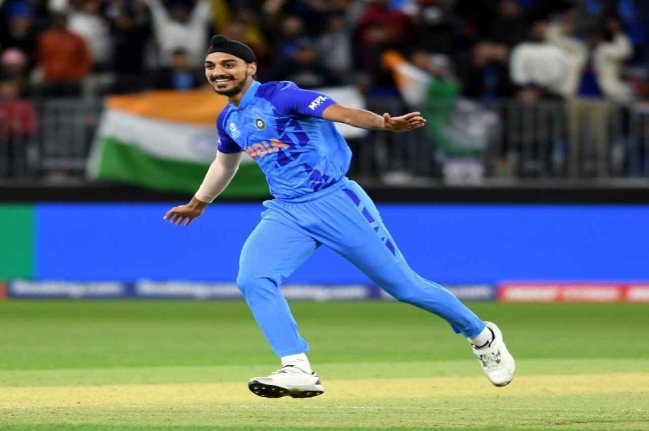 ICC Power Rankings: टॉप बॉलर रैंकिंग में पंजाब के 'सिंह साब द ग्रेट' अर्शदीप सिंह का जलवा, कई खिलाड़ियों को छोड़ा पीछे