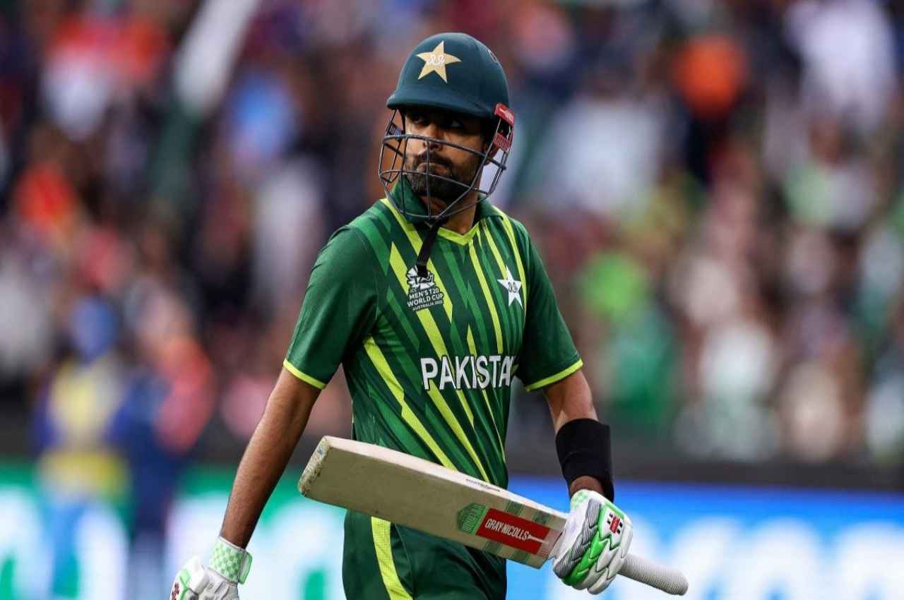 'ये साजिश है' Babar Azam के समर्थन में कूदे पाकिस्तानी फैंस और क्रिकेटर्स, इमाम उल हक ने बदली अपनी प्रोफाइल फोटो