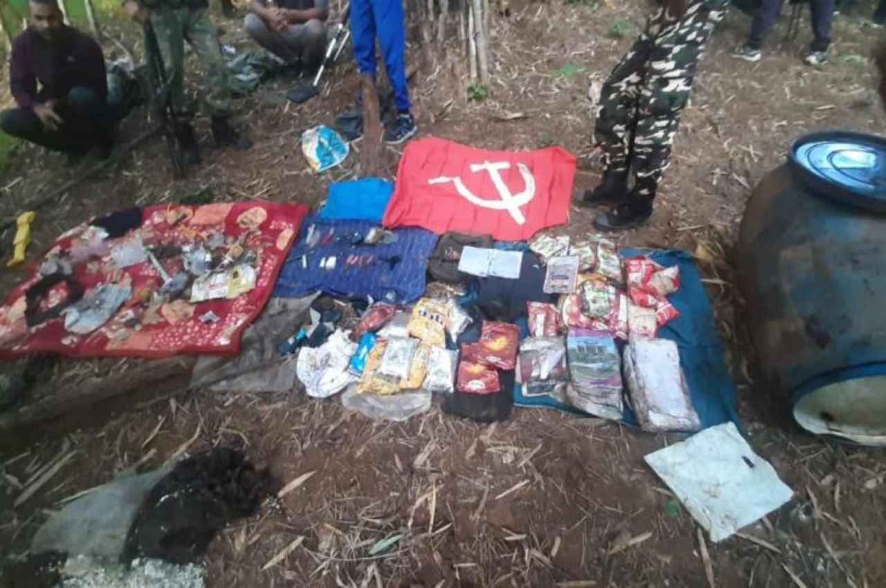 Balaghat Crime News: नक्सलियों की नापाक हरकत नाकाम, हॉक फोर्स के हाथ लगी विस्फोटक सामग्री