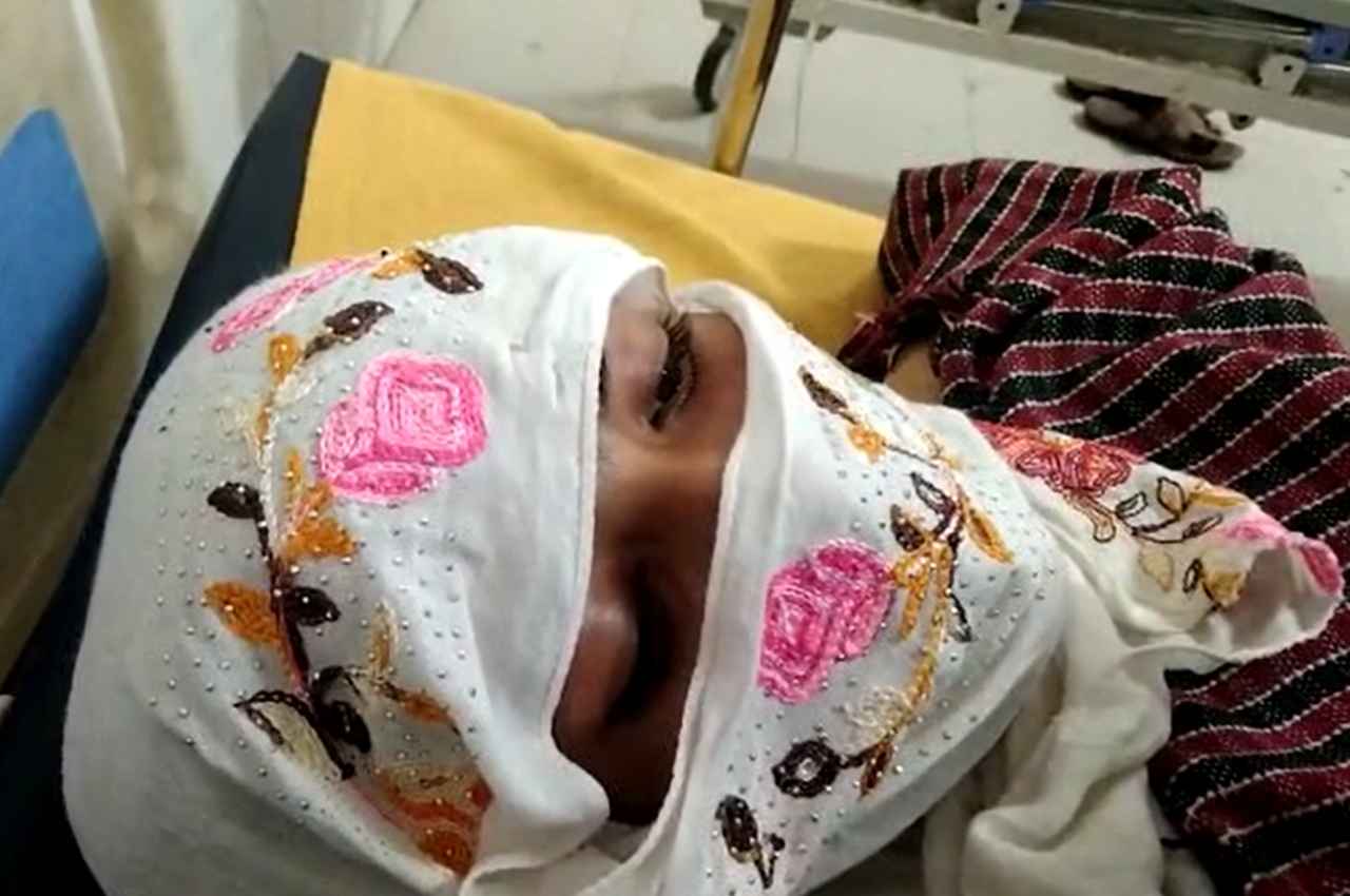 Bharatpur: दुष्कर्म की शिकार पीड़िता ने दो बार की आत्महत्या की कोशिश, आरोपियों ने गर्भवती चाची से भी की मारपीट