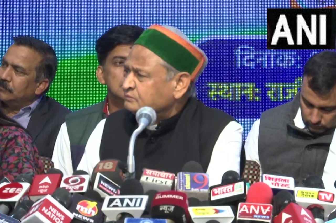HP Election 2022: सीएम गहलोत ने भाजपा पर साधा निशाना, बोले- बकरे की मां कब तक खैर मनाएगी?
