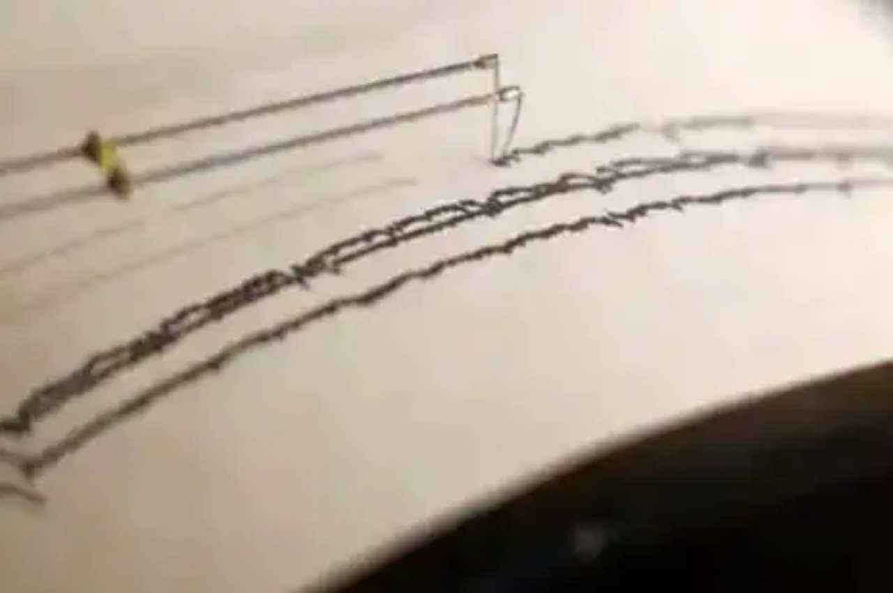Earthquake: इंडोनेशिया में कांपी धरती, 6.9 तीव्रता का भूकंप आया