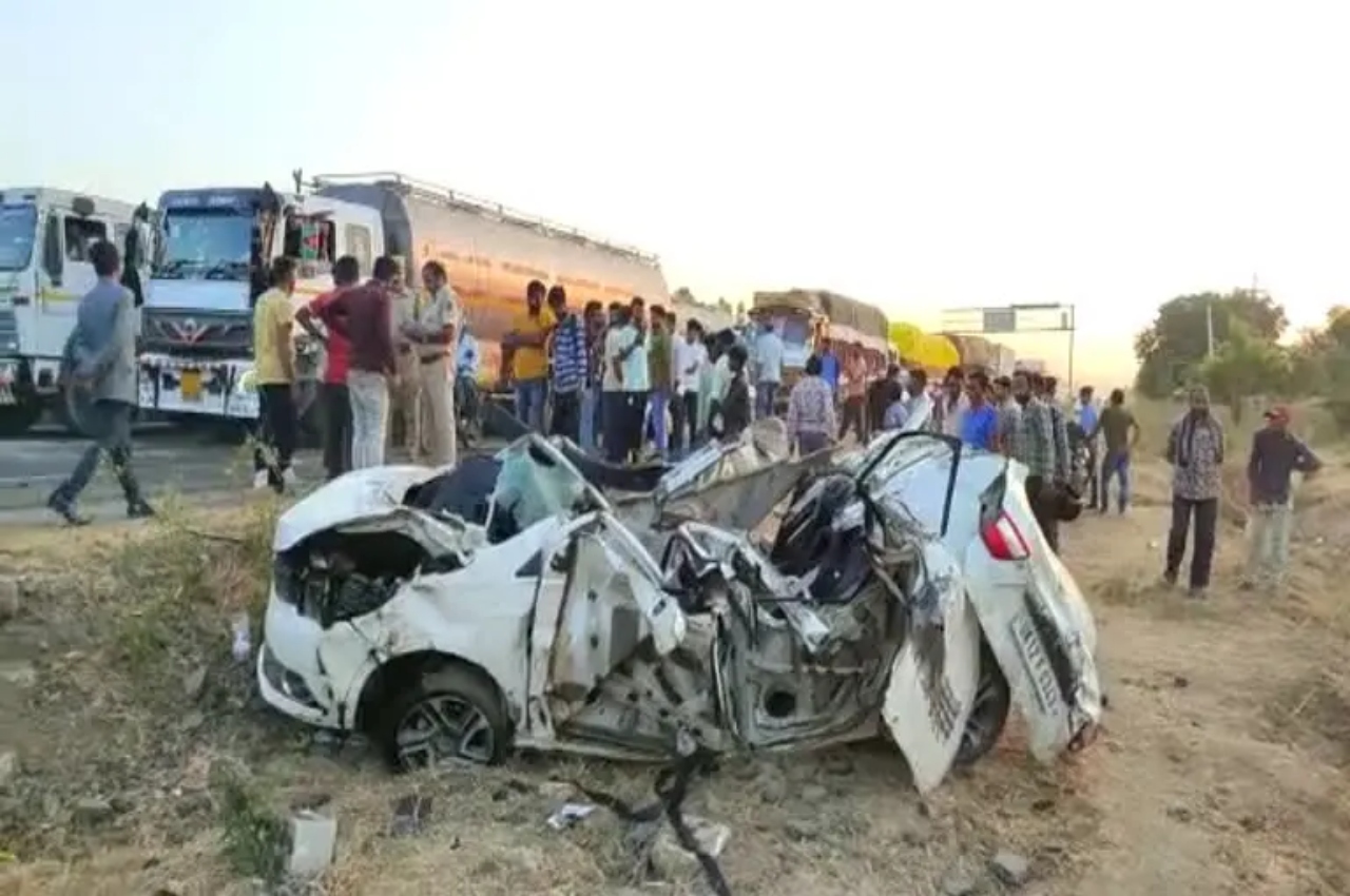 Four killed in road accident in Sirohi