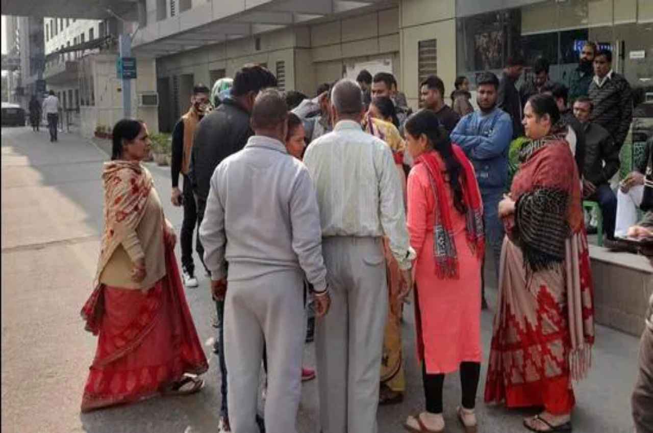 गाजियाबाद में साइनस की सर्जरी के बाद लड़के की एक आंख की रोशनी गई, अब सदमे में परिवारवाले