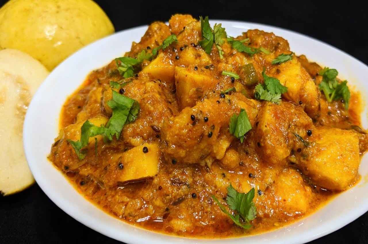 Healthy Food: बेहतर डाइजेशन के लिए खाएं अमरूद की सब्जी, ये रही बनाने की विधि