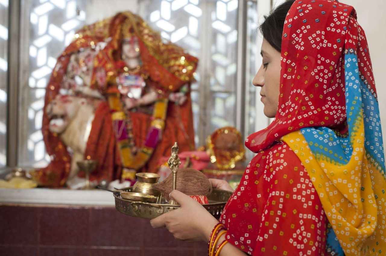 Hindu Festivals: नवंबर में आएंगे ये हिंदू पर्व, इन उपायों से आप भी बदल सकेंगे अपनी किस्मत