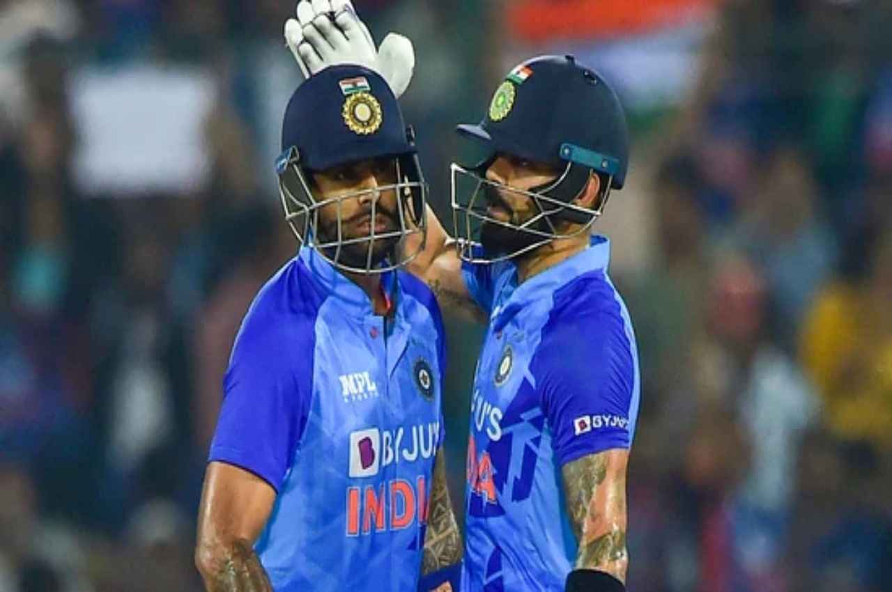 IND vs SL: 'आग लगा दी' Suryakumar Yadav की तूफानी पारी देख हैरान रह गए Virat Kohli, ऐसे किया रिएक्ट