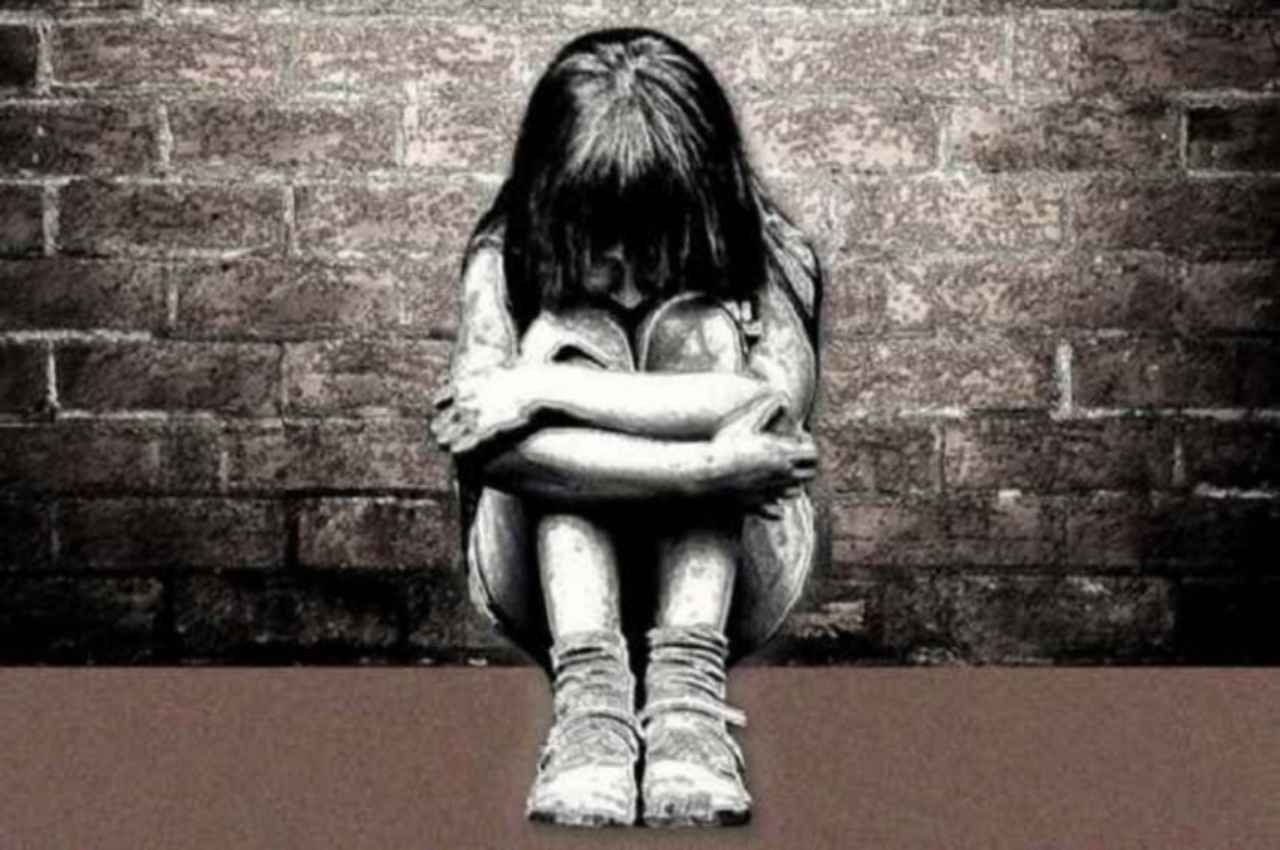 Korba News: नाबालिग प्रेमिका को युवक ने किया गर्भवती, गांव वालों की मदद से सलाखों के पीछे पहुंचा आरोपी