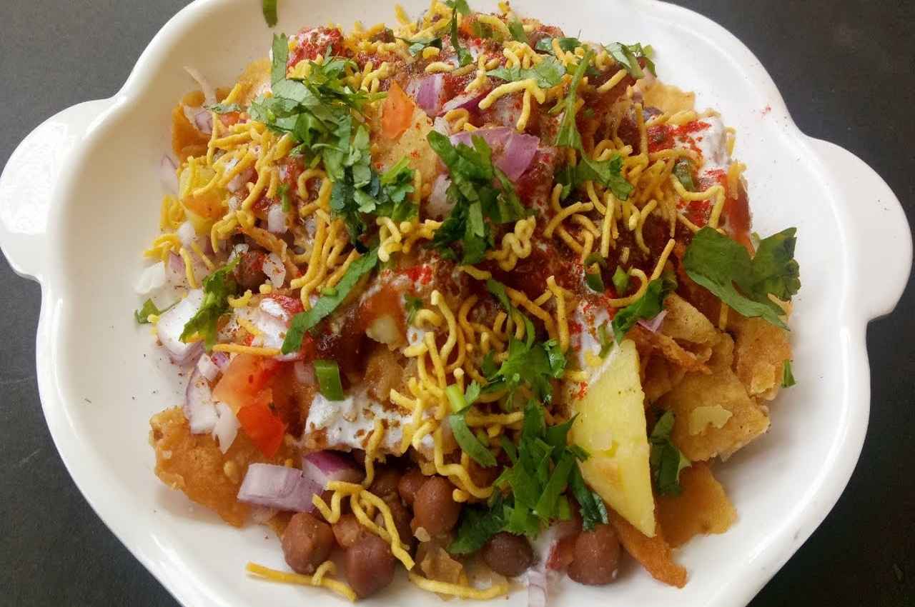 Leftover Roti Chaat: बासी रोटियों से केवल 20 मिनट में बनाएं चटपटी चाट, ये रही मजेदार रेसिपी