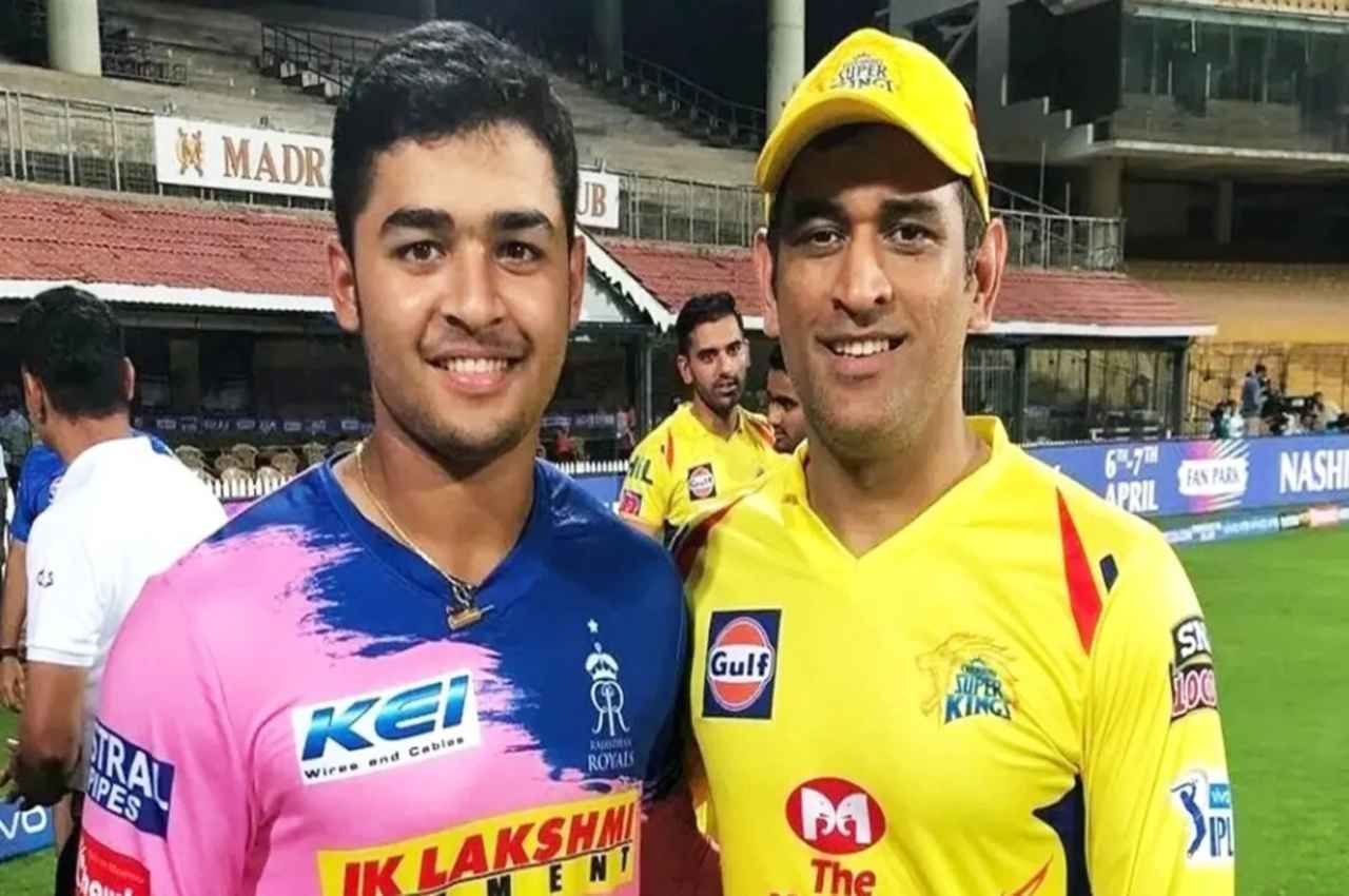 MS Dhoni Riyan Parag IPL 2023 MS Dhoni Riyan Parag IPL 2023