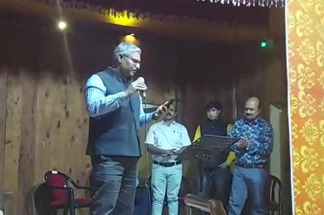 Railway officer's transfer party in Kota