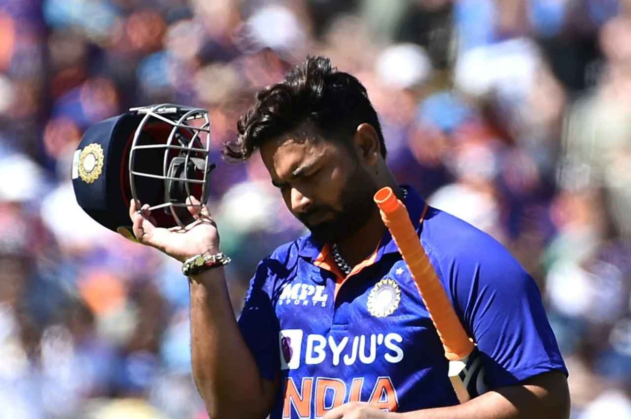 IND vs BAN 1st ODI: मैच से पहले भारतीय टीम को लगा एक और झटका, ऋषभ पंत वनडे सीरीज से हुए बाहर