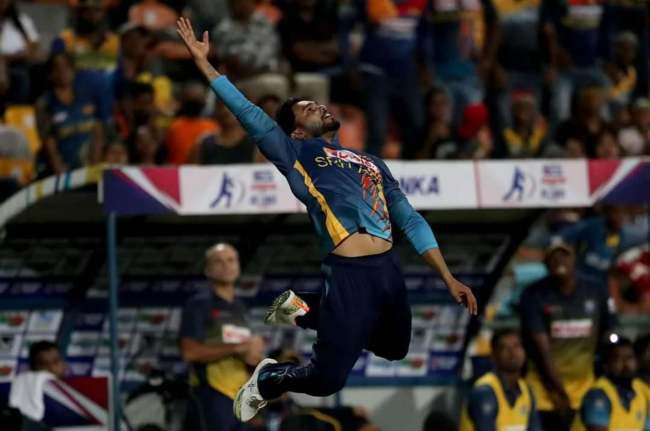 SL vs AFG 2nd ODI dhananjaya de silva catch