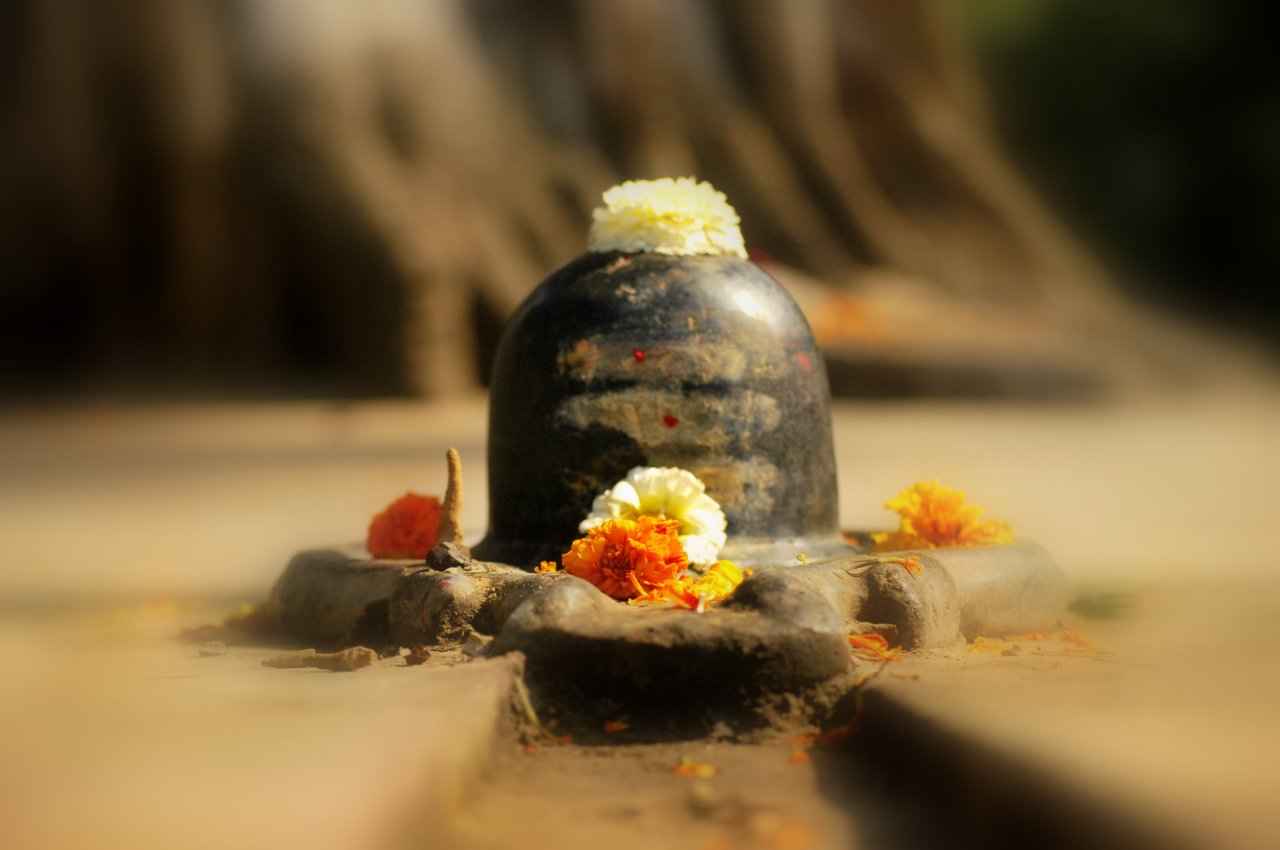 Pradosh Vrat: 3 अप्रैल को आएगा सोम प्रदोष व्रत, ऐसे करेंगे शिव की पूजा तो महादेव होंगे प्रसन्न