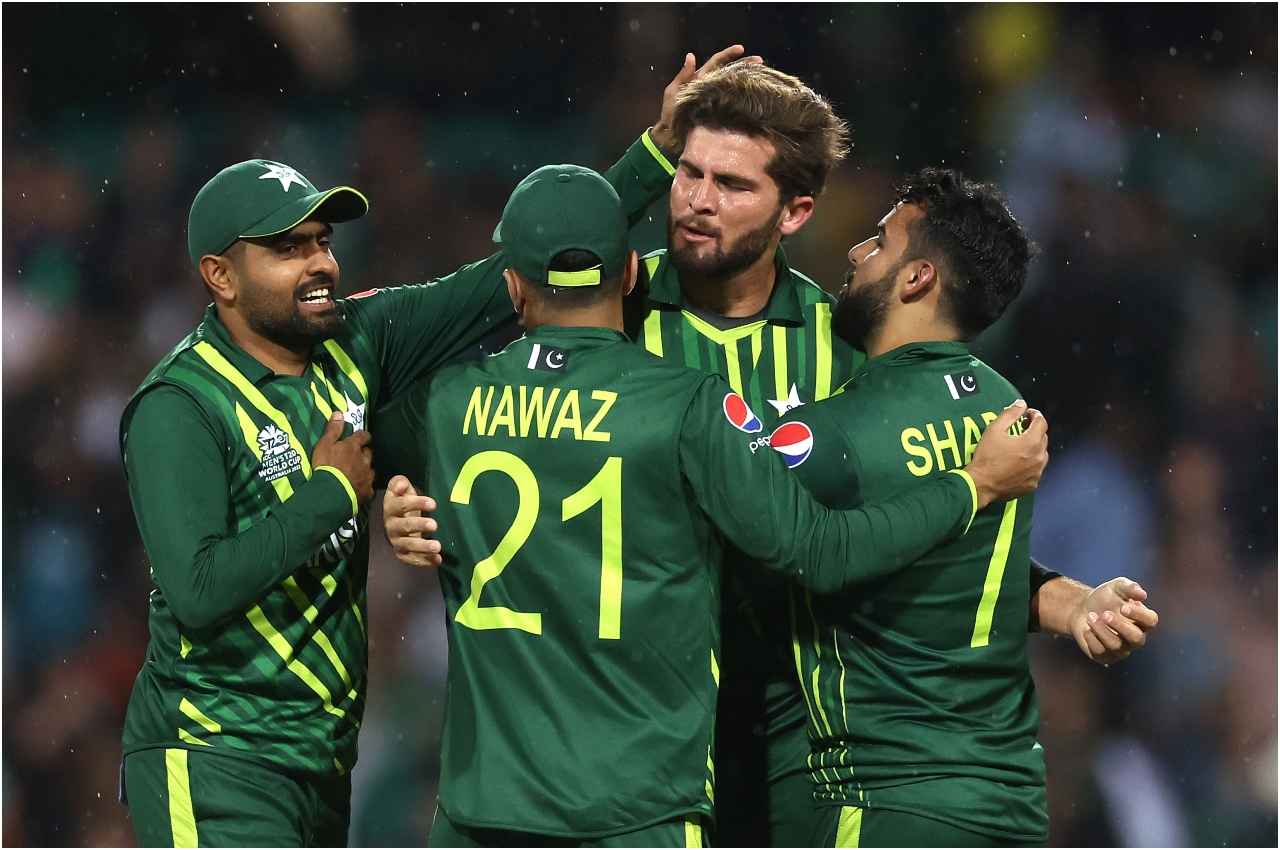 T20 World Cup 2022: साउथ अफ्रीका पर जीत के बाद पाकिस्तान की उम्मीदें जिंदा, जानिए सेमीफाइनल का समीकरण