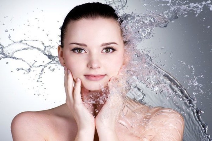 Thermal water facial toner