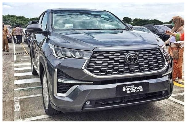 Toyota Innova Hycross, Innova, suv cars, cars under 15 lakhs