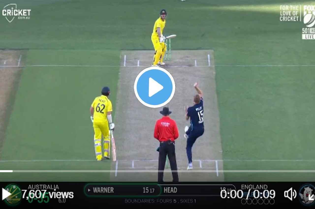 AUS vs ENG: अजीबो-गरीब छक्का...वॉर्नर ने घुटना टेका और ठोक दिया गजब सिक्स...सभी रह गए हैरान