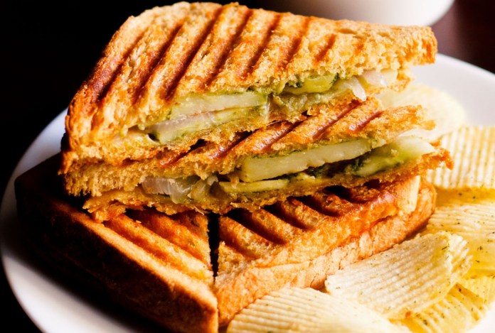 Veg Grilled Sandwich, Sandwich