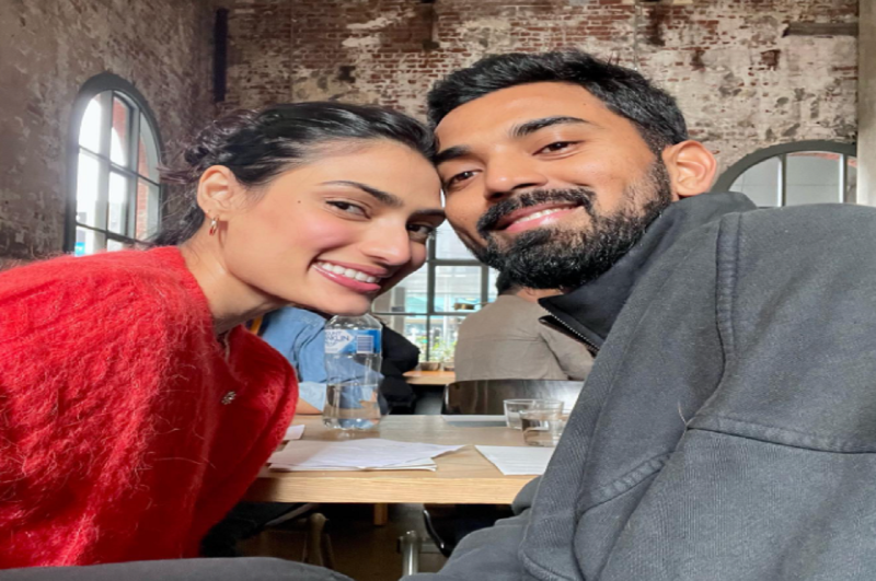 गर्लफ्रेंड Athiya Shetty के जन्मदिन पर बॉयफ्रेंड K L Rahul ने ऐसे किया विश, एक्ट्रेस के परिवार ने यूं किया रिएक्ट