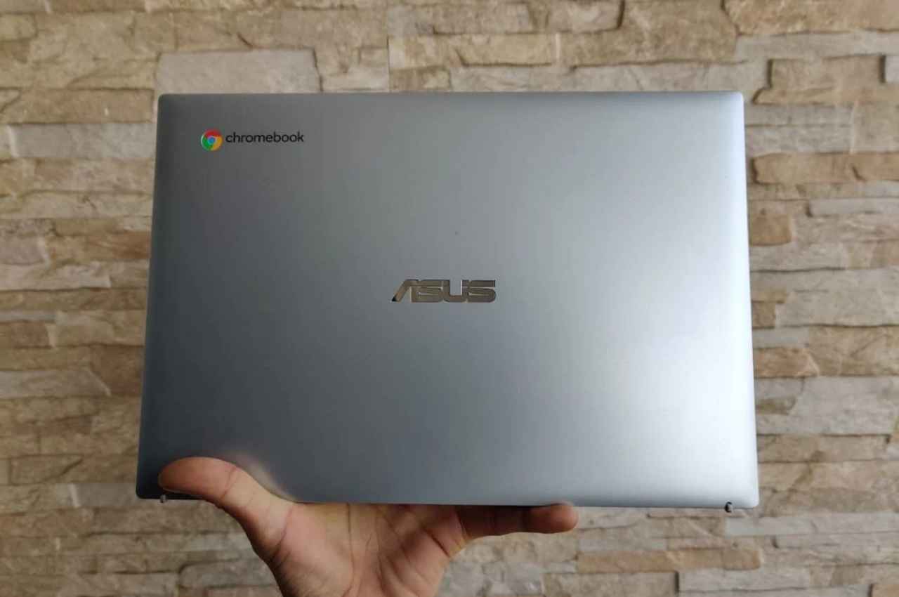 Cheapest Laptop: सिर्फ 4500 रुपए में खरीदें Asus Chromebook! ये हैं फीचर्स और स्पेसिफिकेशन्स