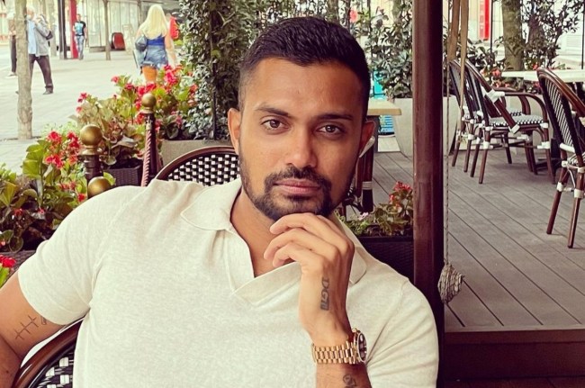 danushka gunathilaka