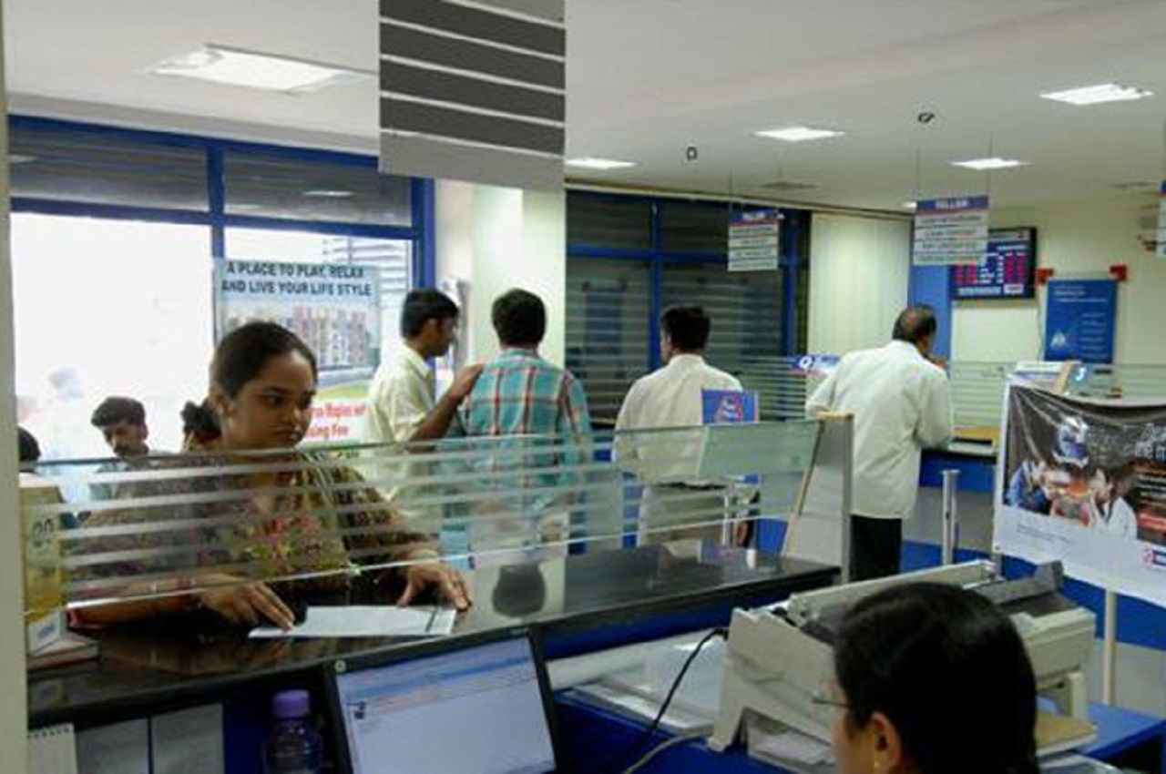 Banking Sector Big News! अब मिनिमम बैलेंस न रखने पर भी नहीं लगेगा कोई चार्ज? SBI समेत सभी बैंक ग्राहकों के लिए गुड न्यूज