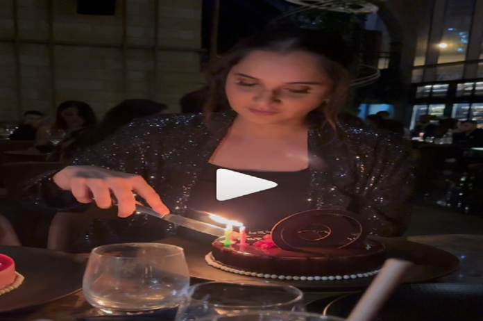 Sania Mirza Birthday: सानिया मिर्जा ने BFF फराह खान संग मनाया अपना जन्मदिन, वीडियो में दिखीं बेहद स्टनिंग