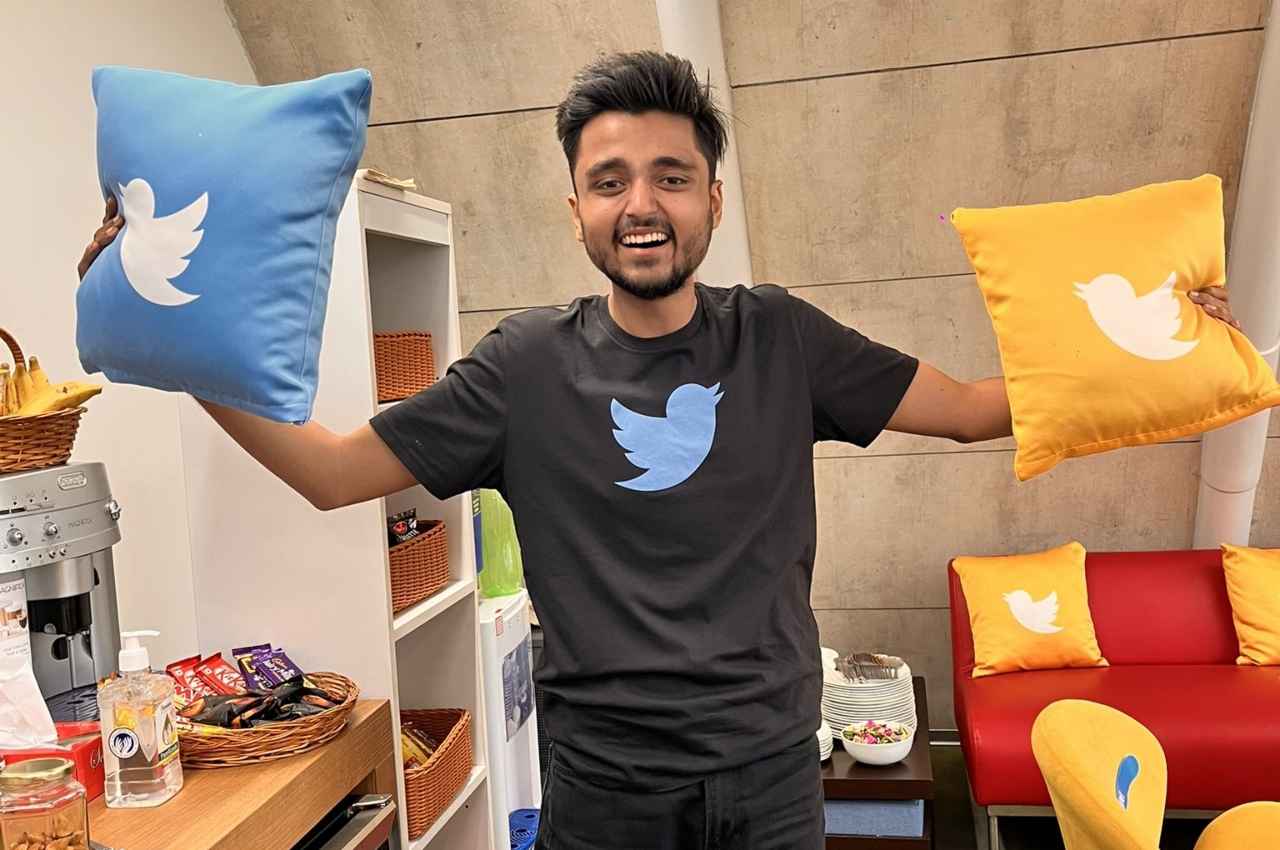 Twitter Layoff: एक कर्मचारी ऐसा भी! ट्विटर से निकाले जाने के बाद जताई खुशी, फोटो वायरल