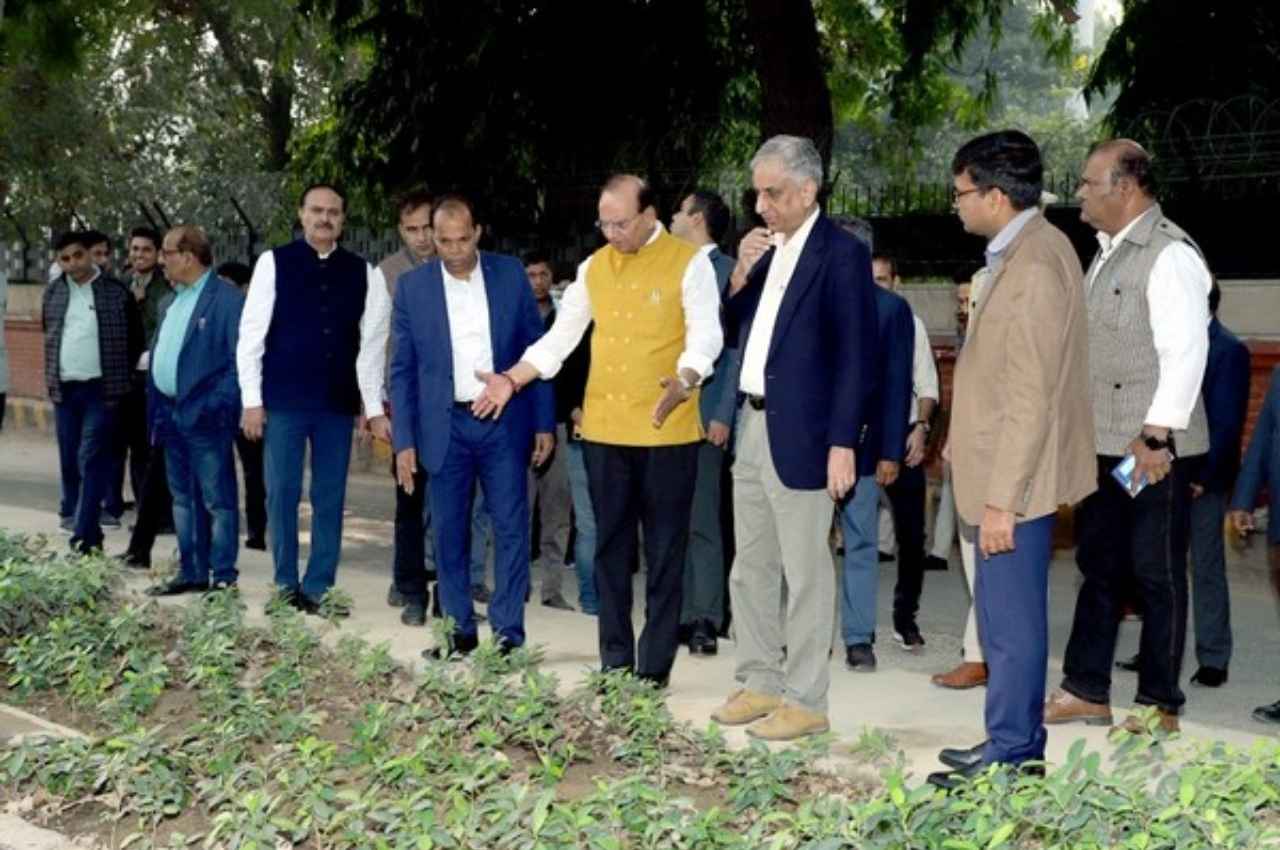 G20 शिखर सम्मेलन के लिए दिल्ली ऐसे हो रही तैयार, LG खुद कर रहे निगरानी