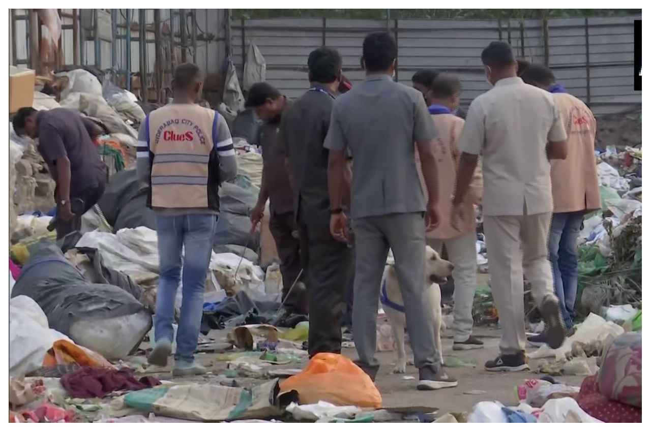 हैदराबाद: कूड़े में ब्लास्ट, नाबालिग समेत दो घायल, पुलिस ने बताई यह वजह