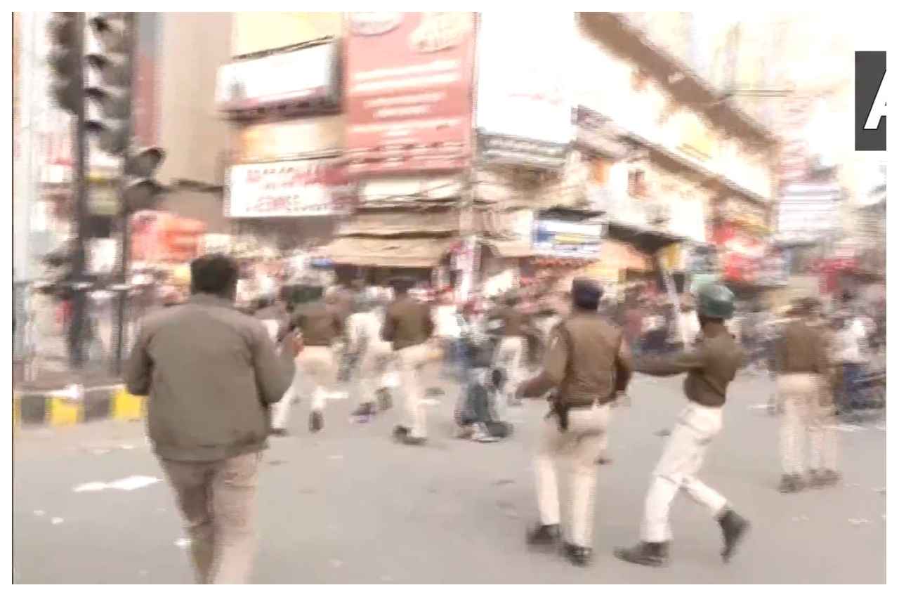 Video: बिहार पुलिस ने टीईटी और सीटीईटी उम्मीदवारों को दौड़ा-दौड़ाकर पीटा, देखें वीडियो