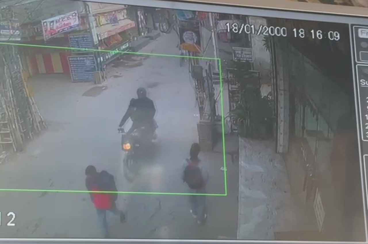 दिल्ली एसिड केस में बड़ा एक्शन, पुलिस की गिरफ्त में आए तीनों आरोपी, अब आमने-सामने बैठाकर होगी पूछताछ