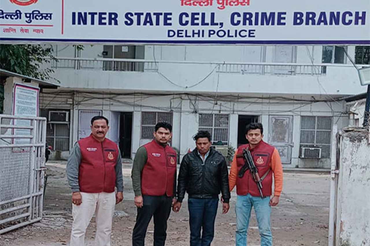 Chhapra Liquor Case: छपरा जहरीली शराबकांड का मास्टरमाइंड दिल्ली से गिरफ्तार, कहा- अमीर बनने की थी चाहत