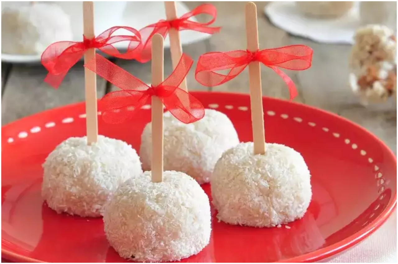 Christmas 2022, Snowball Cookies Recipe