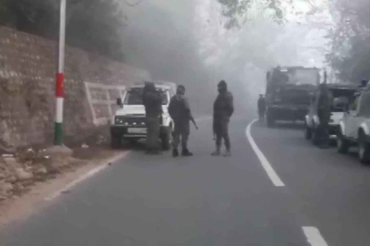 Jammu Kashmir: जम्मू के सिधरा में सुरक्षाबलों और आतंकियों के बीच मुठभेड़, चार आतंकी ढेर