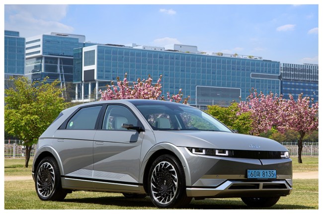 Hyundai Ioniq 5 EV, Hyundai cars, ev cars, cars under 50 lakhs