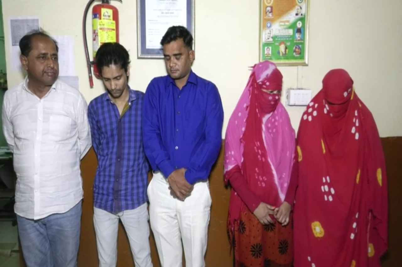 Indore Crime News: फ्लैट में चल रहा था देह व्यापार, मुख्य संचालक सहित 6 आरोपी गिरफ्तार
