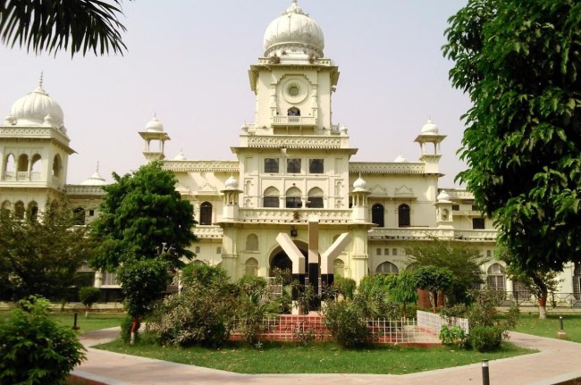 Lucknow university