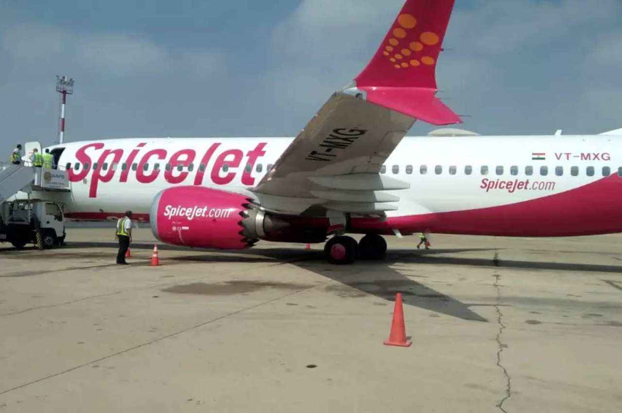 स्पाइसजेट विमान की कोच्चि में इमरजेंसी लैंडिंग, सउदी अरब के जेद्दा से कोझिकोड आ रही थी फ्लाइट