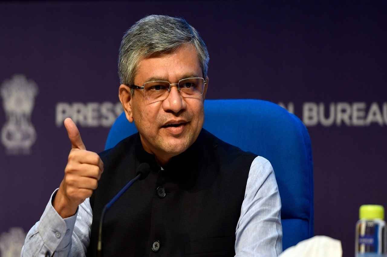 Indian Railways: नए साल पर रेल मंत्री देंगे खुशखबरी, इन राज्य के लोगों को होगा फायदा