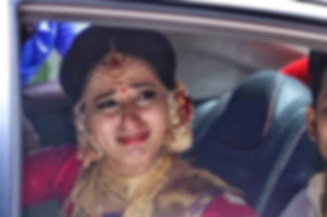 दुल्हन का खराब मेकअप देख समाज में हुई बदनामी, गुस्साई दुल्हन ने थाने में कराई FIR दर्ज